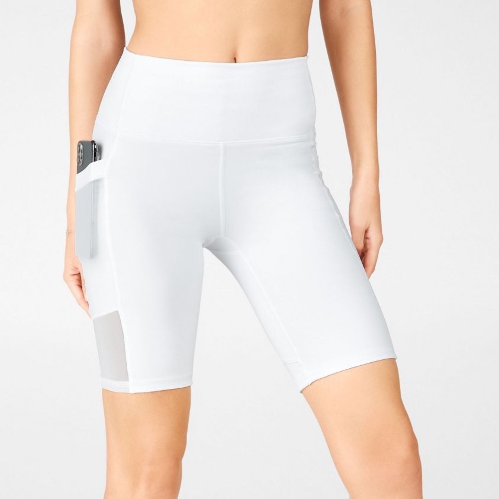 Fabletics Mila High Waisted Pocket Short 9”